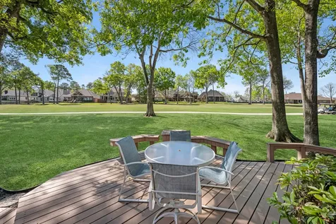 114 Winthrop Harbor S Montgomery TX 77356