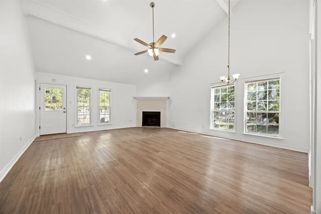 12 Dewthread Court Spring TX 77380
