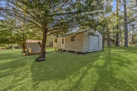 17354 Fm 350 N Moscow TX 75960