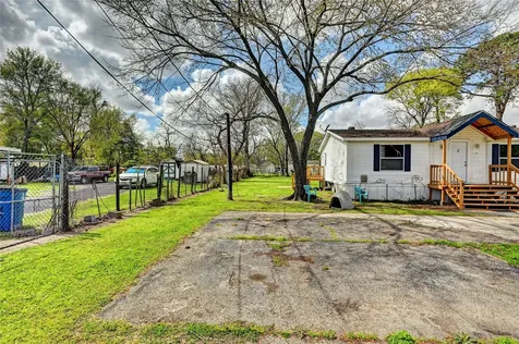 8119 Yale Street Houston TX 77037