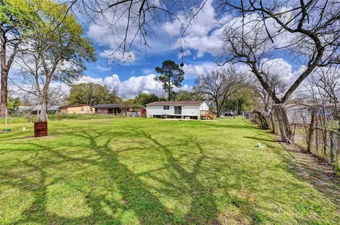 8119 Yale Street Houston TX 77037