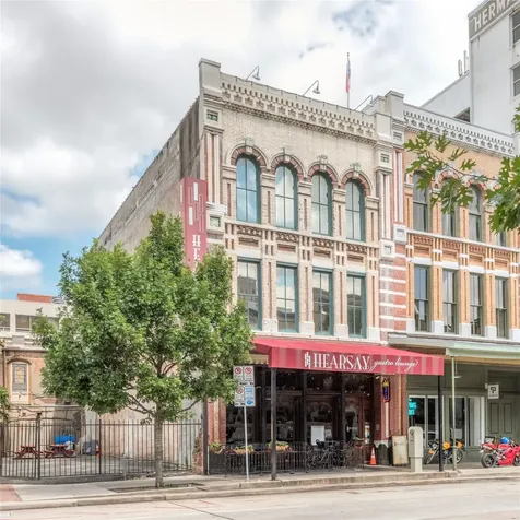 204 Travis Street 2c Houston TX 77002