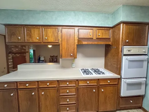 229 Hickory Drive Huntsville TX 77340