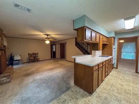 229 Hickory Drive Huntsville TX 77340