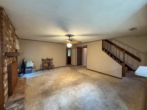 229 Hickory Drive Huntsville TX 77340