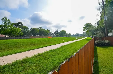 16526 Rainbow Lake Road Houston TX 77095