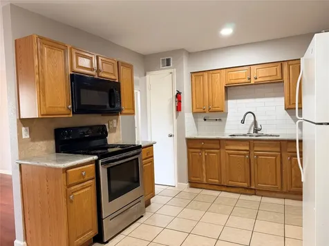 2102 5th Avenue N 3 Texas City TX 77590