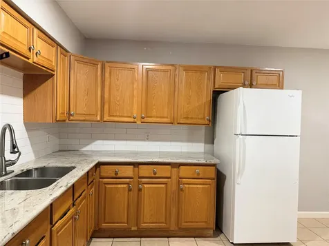 2102 5th Avenue N 3 Texas City TX 77590