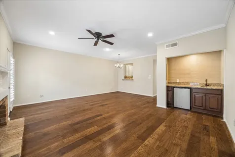 608 Augusta Drive 608 Houston TX 77057