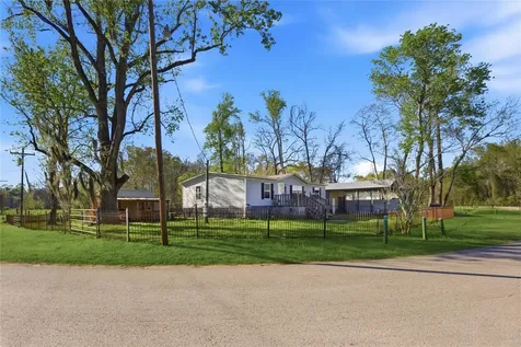 88 County Road 1333 Liberty TX 77575