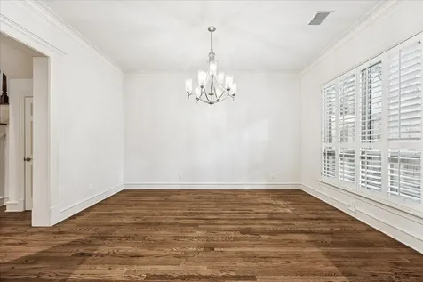 5823 Augusta Court Houston TX 77057