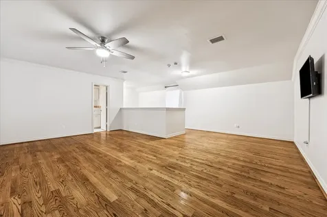 5823 Augusta Court Houston TX 77057