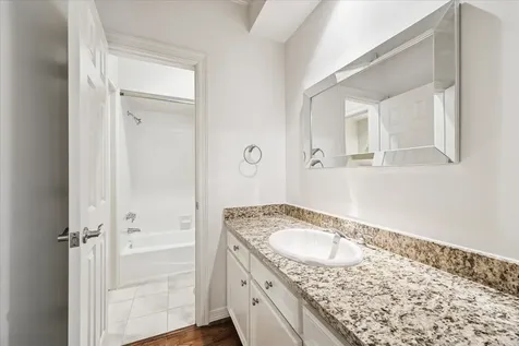 5823 Augusta Court Houston TX 77057