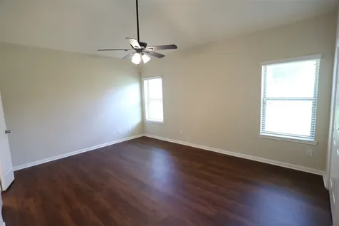 3327 Summerwood Lane Pearland TX 77584
