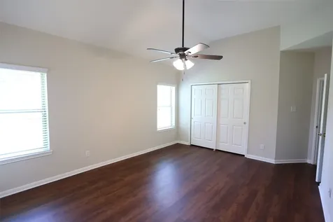 3327 Summerwood Lane Pearland TX 77584