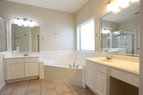 3327 Summerwood Lane Pearland TX 77584