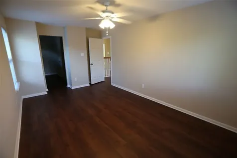 3327 Summerwood Lane Pearland TX 77584