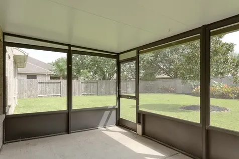 3327 Summerwood Lane Pearland TX 77584