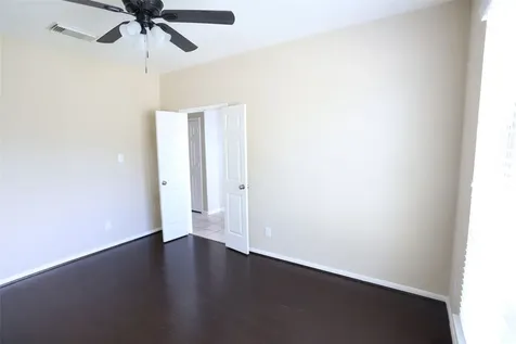 3327 Summerwood Lane Pearland TX 77584