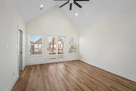 306 E 40th Street A Houston TX 77018