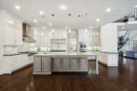 79 Amber Hollow Court Sugar Land TX 77479