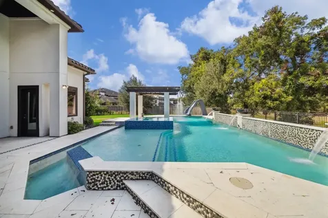 79 Amber Hollow Court Sugar Land TX 77479