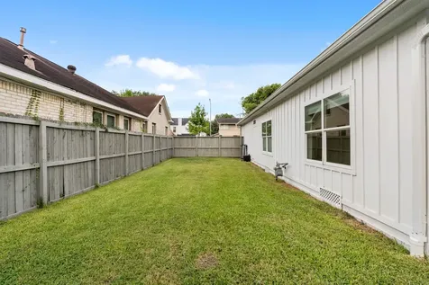 2801 Rosewood Street Houston TX 77004