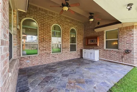 3406 Castle Pond Court Pearland TX 77584