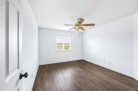 10502 Raven Crossing Lane Houston TX 77089