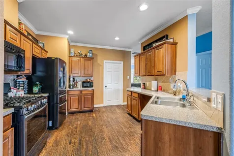 10502 Raven Crossing Lane Houston TX 77089