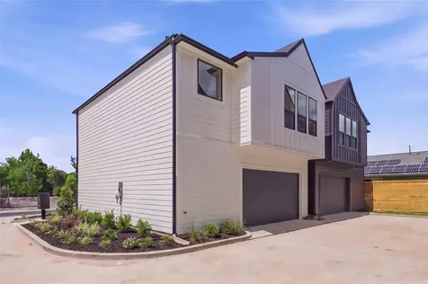 4603 Harrisburg Boulevard C Houston TX 77011