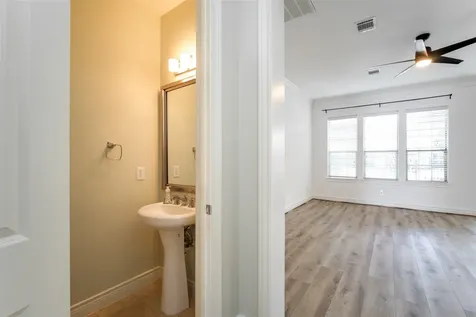 9147 Lago Crest Drive Houston TX 77054