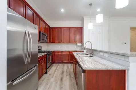 9147 Lago Crest Drive Houston TX 77054
