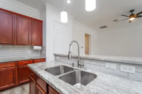 9147 Lago Crest Drive Houston TX 77054