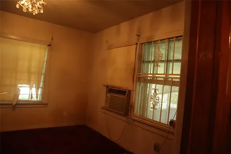 3823 Crandon Street Houston TX 77026