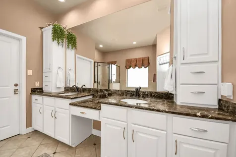 5217 Lillian Street Houston TX 77007