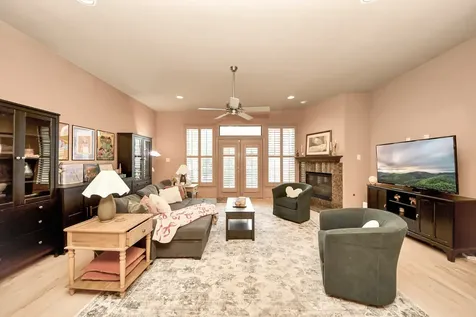 5217 Lillian Street Houston TX 77007