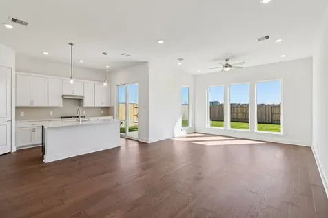 1322 Secret Grove Trail Tomball TX 77375