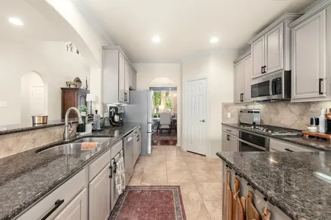 2303 Crescent Water Rosenberg TX 77471