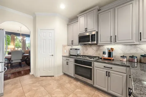 2303 Crescent Water Rosenberg TX 77471