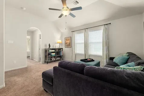 2303 Crescent Water Rosenberg TX 77471