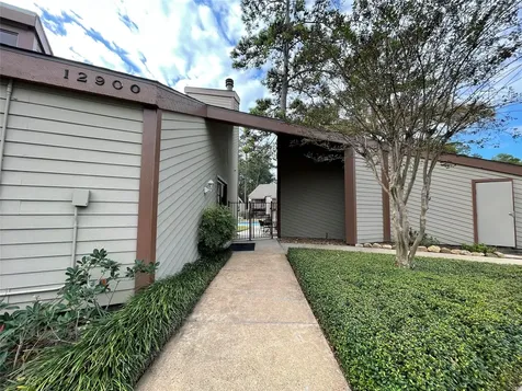 12900 Walden Road 216b Montgomery TX 77356