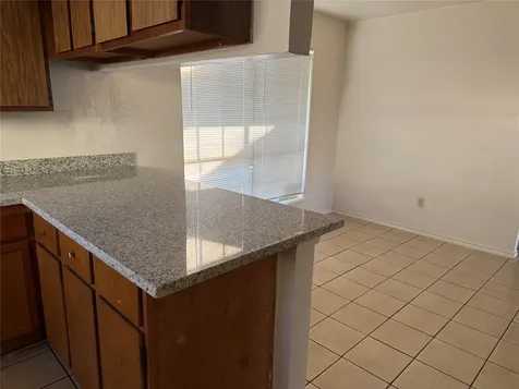 2114 W Greens Road Houston TX 77067