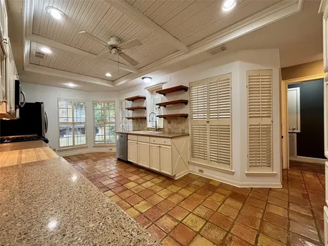 116 Bougainvillea Street Lake Jackson TX 77566