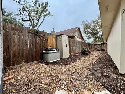 116 Bougainvillea Street Lake Jackson TX 77566