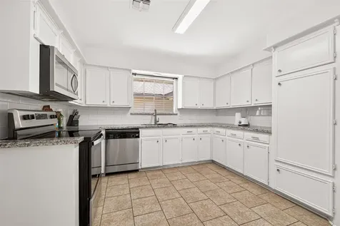 1523 Bodart Drive Houston TX 77090