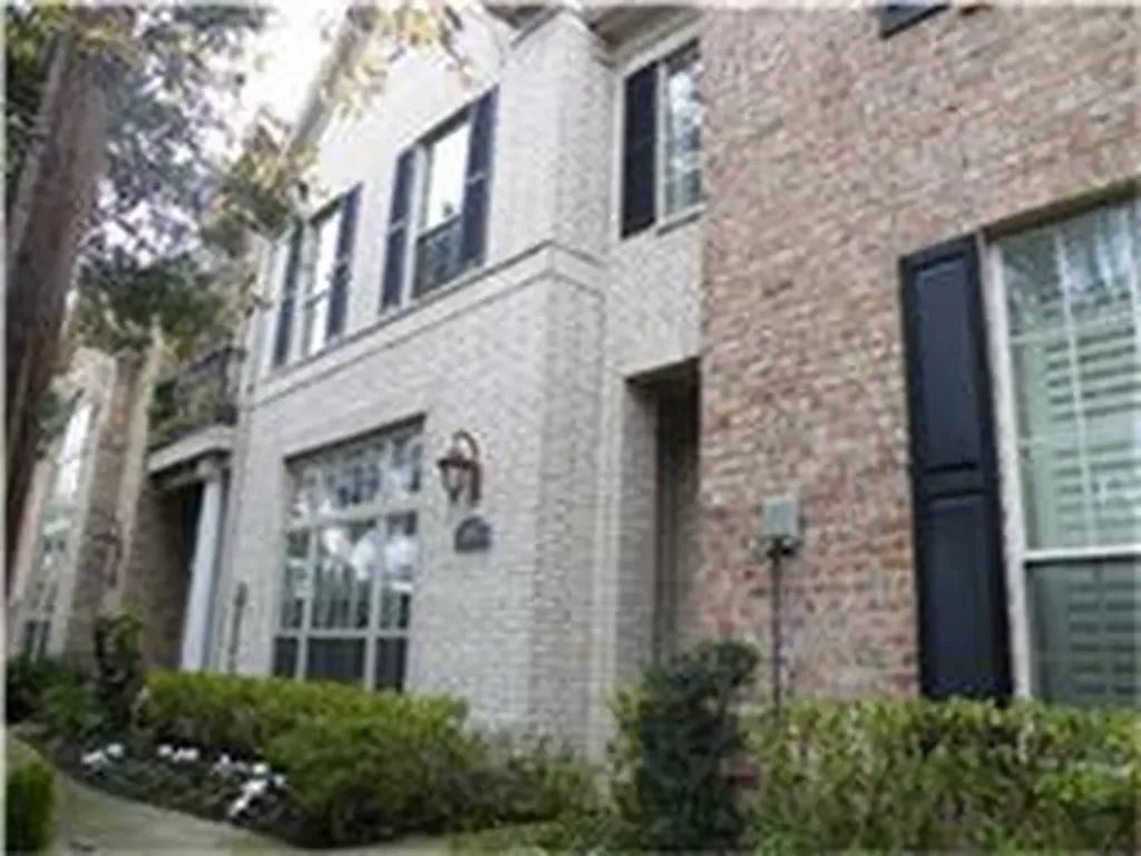 1044 Memorial Village Drive Houston TX 77024