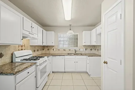 12602 Folkcrest Way B Stafford TX 77477