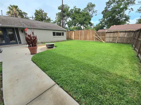 1763 Maux Drive Houston TX 77043