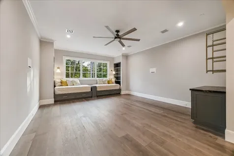 9 Valley Forge Drive Bunker Hill Village TX 77024